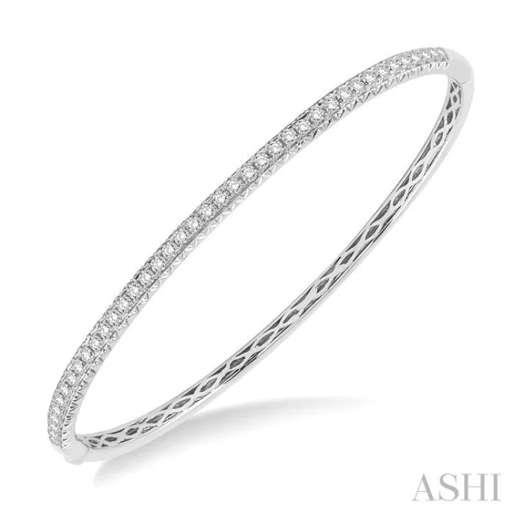 1 Ctw Round Cut Diamond Stackable Bangle in 14K White Gold