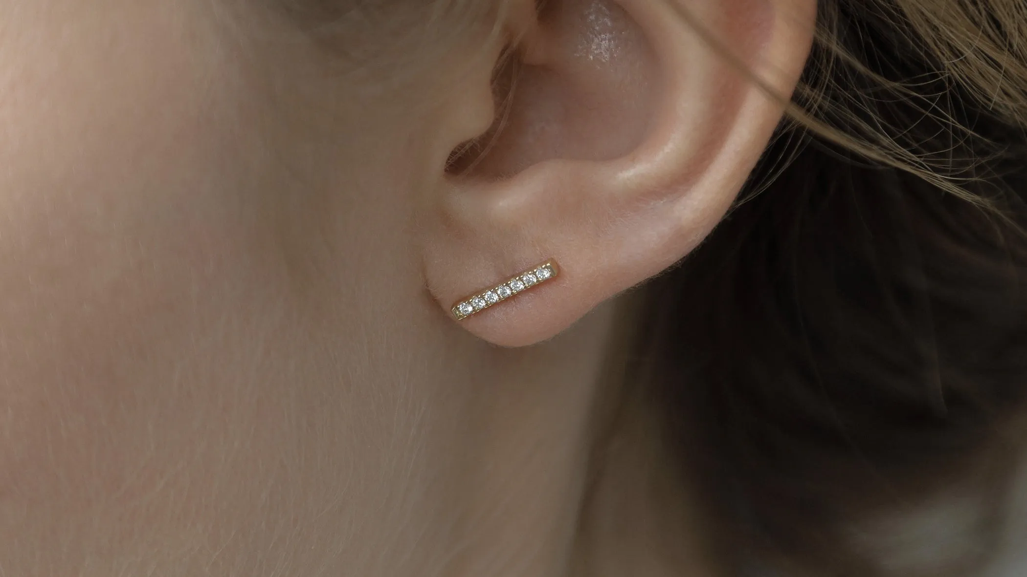 14K H-I/SI Diamond Line earring