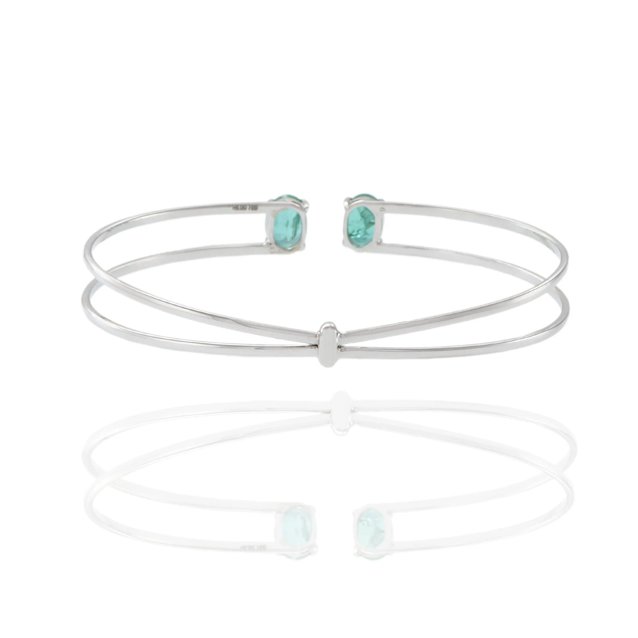 18KT White Gold Emerald Cuff Bangle