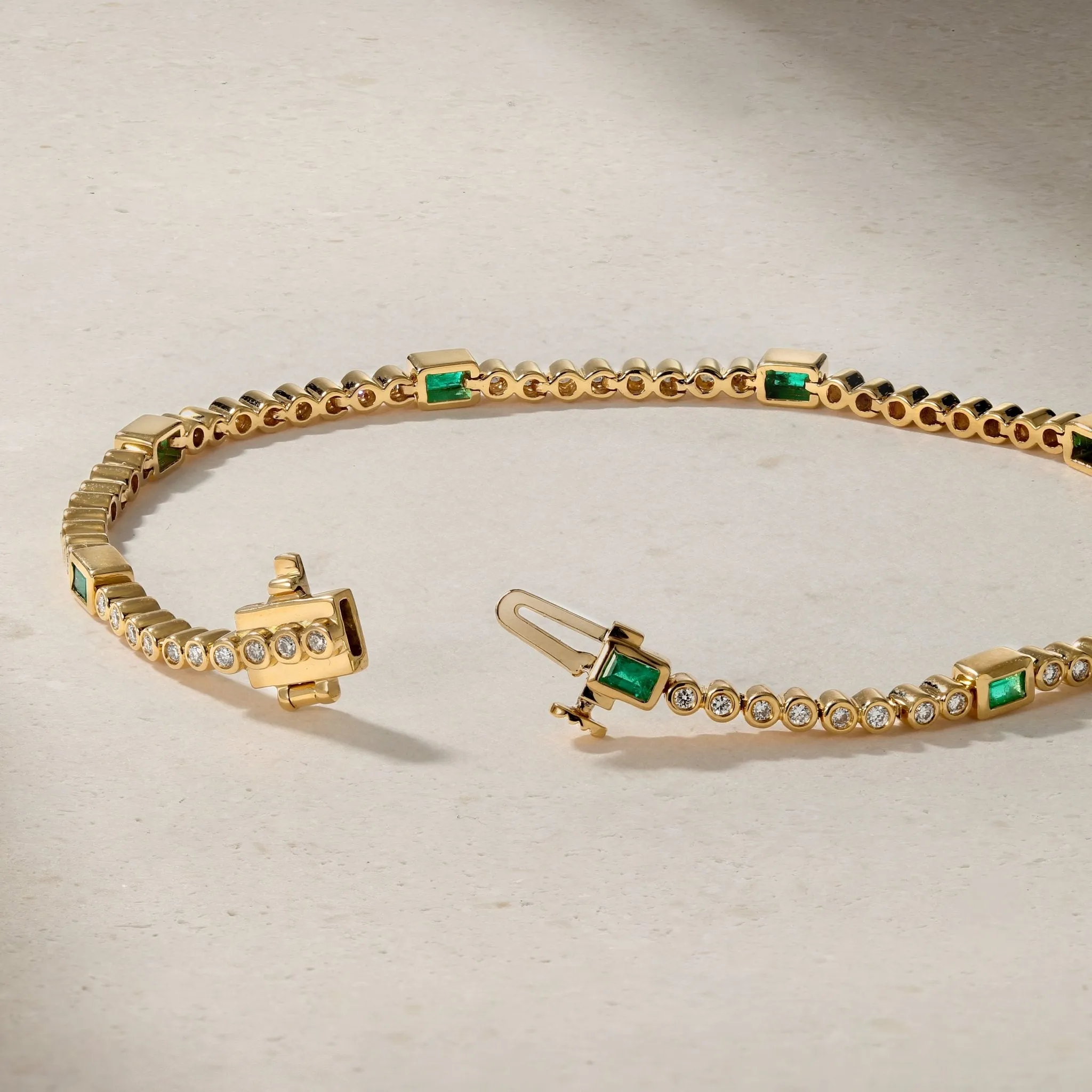 Classic Bezel Baguette Emerald and Round Diamond Tennis Bracelet