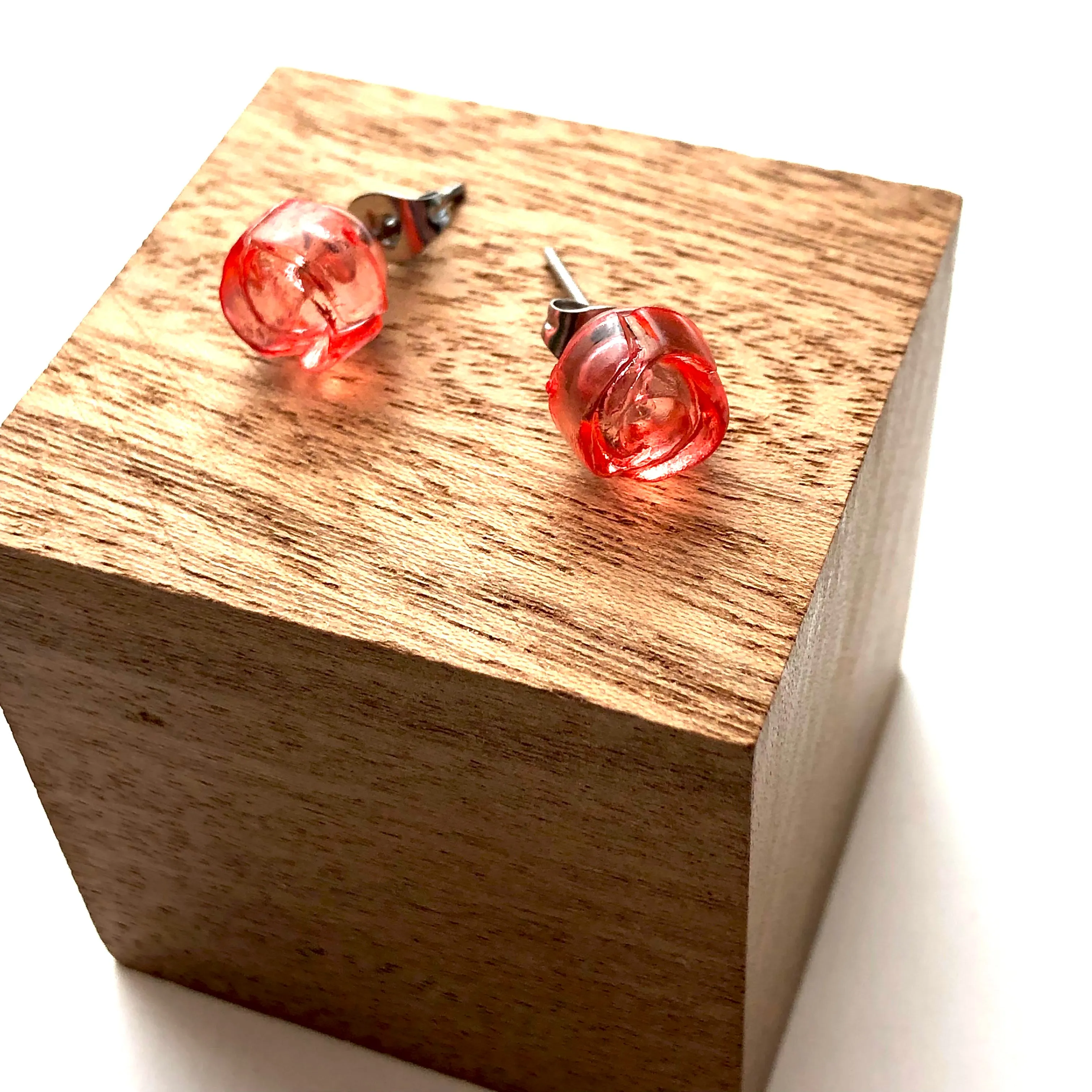 Coral Carved Lucite Rose Stud Earrings