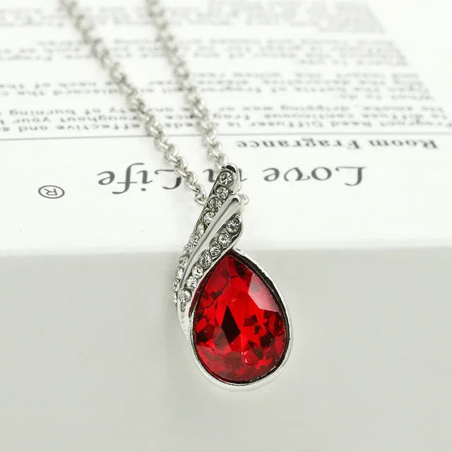 Crystal Pendant Necklace Silver Plated Rhinestone Leaf Jewelry