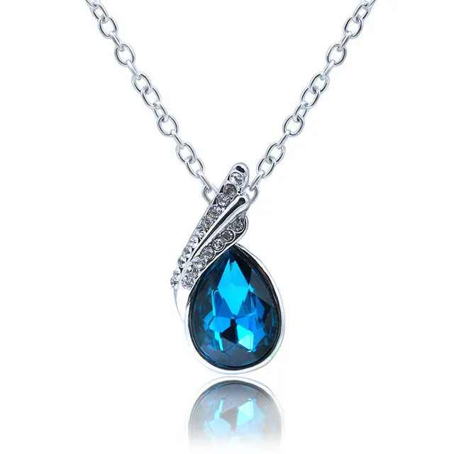 Crystal Pendant Necklace Silver Plated Rhinestone Leaf Jewelry