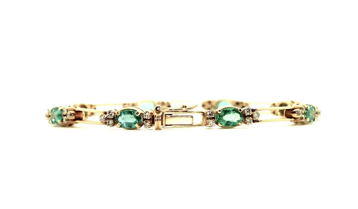 Emerald And Diamond Parallel Bracelet AD No. 0253