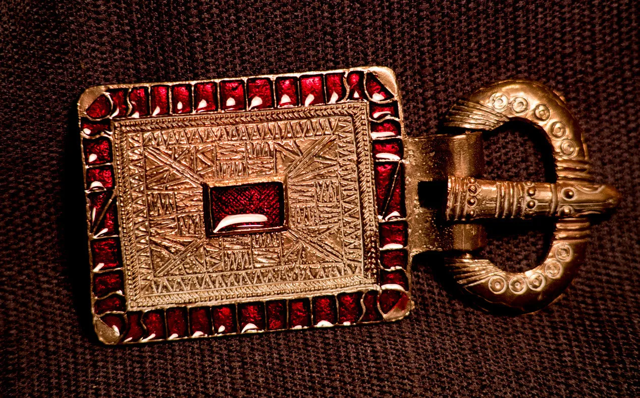 Frankish - buckle with red - W-32