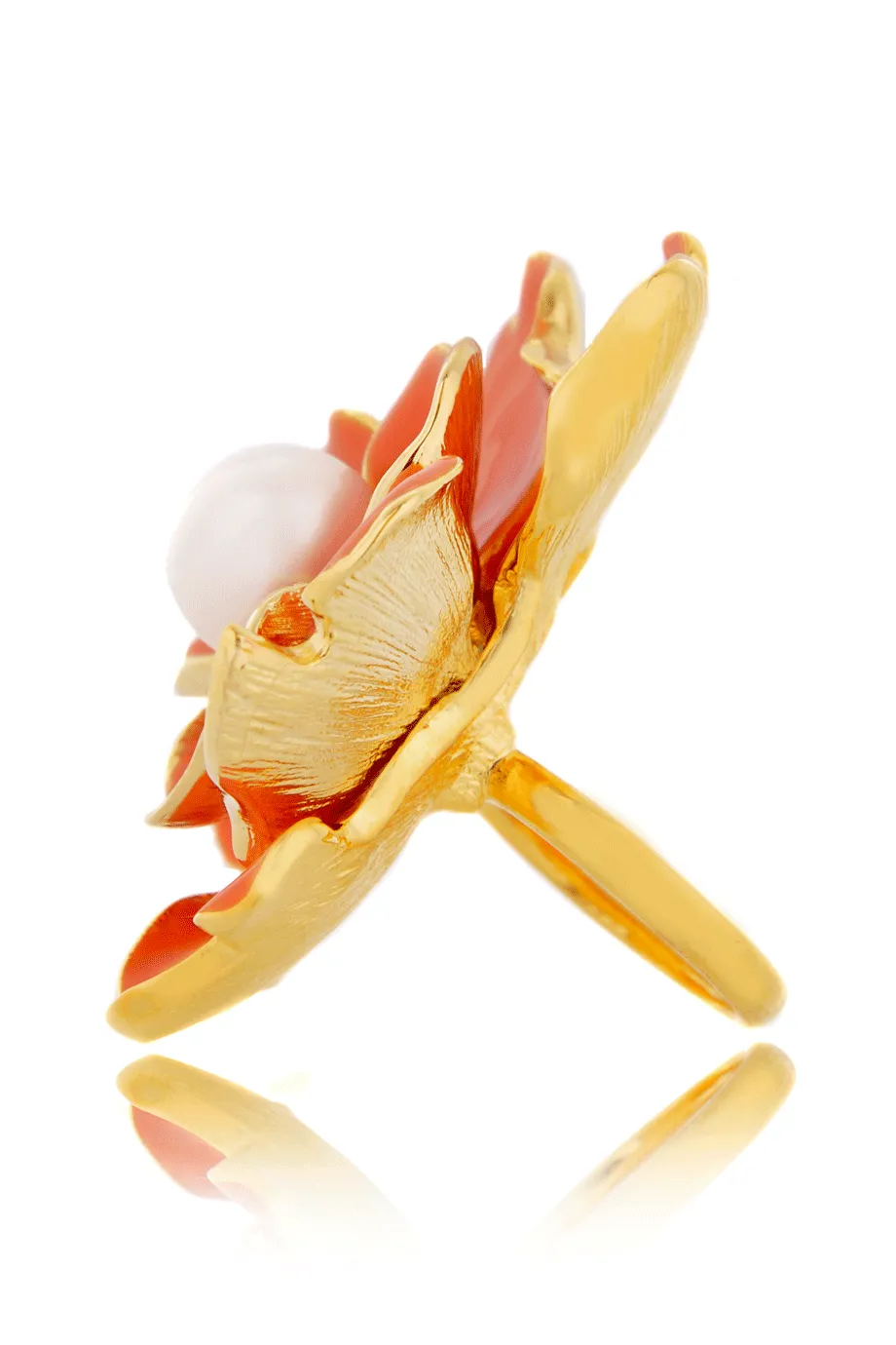 KENNETH JAY LANE FLOWER Coral Large Pearl Ring