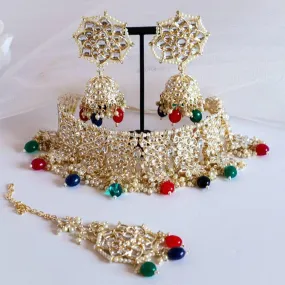 Kishwi - Kundan Choker Necklace Set