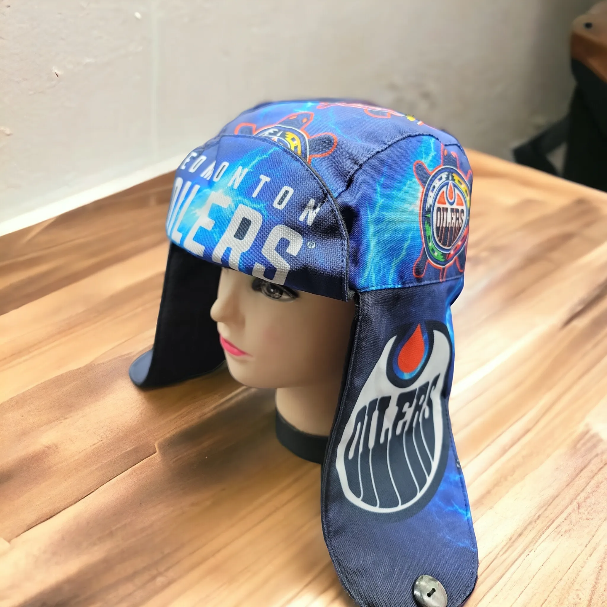 Oilers Hat with Drop-Down Ears (2)