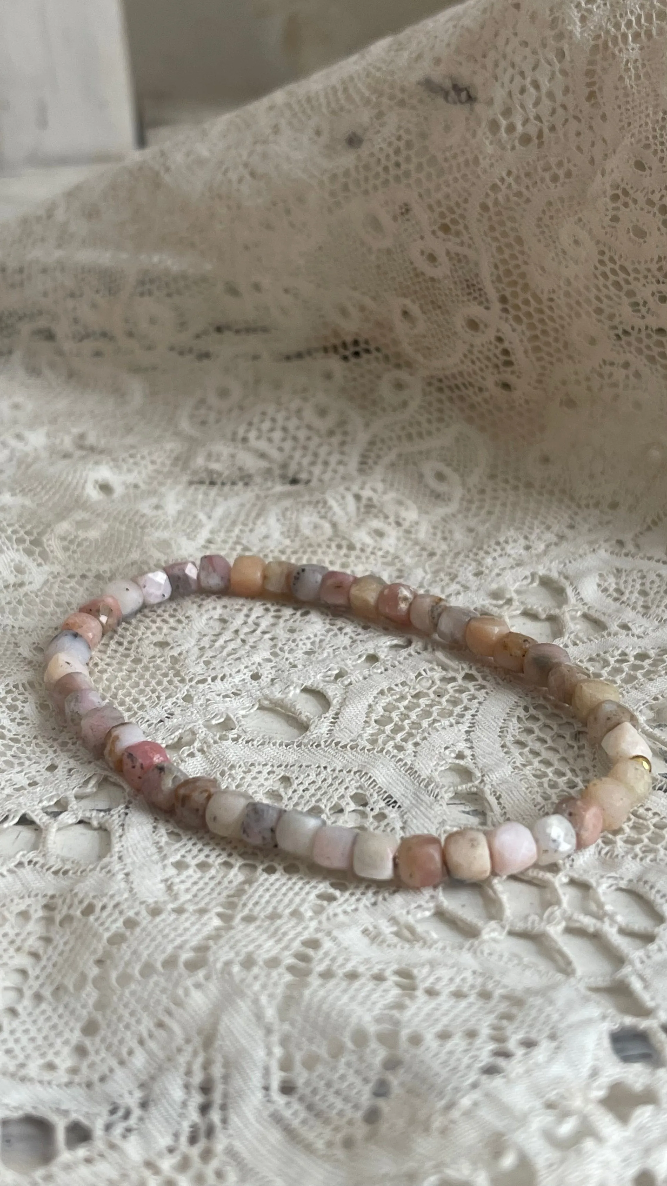 Rodonite Ella  / faceted stone adjustable bracelet