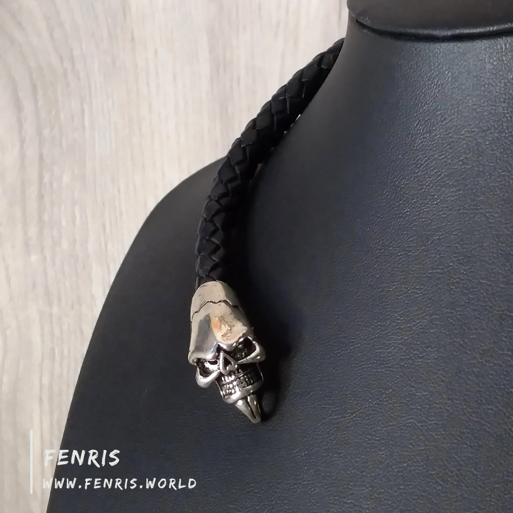 Silver Torc Skull Black Leather | Fenris