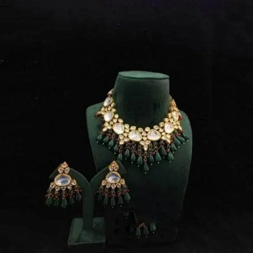 Triangular Kundan Necklace And Earring Set With Monalisa Beads