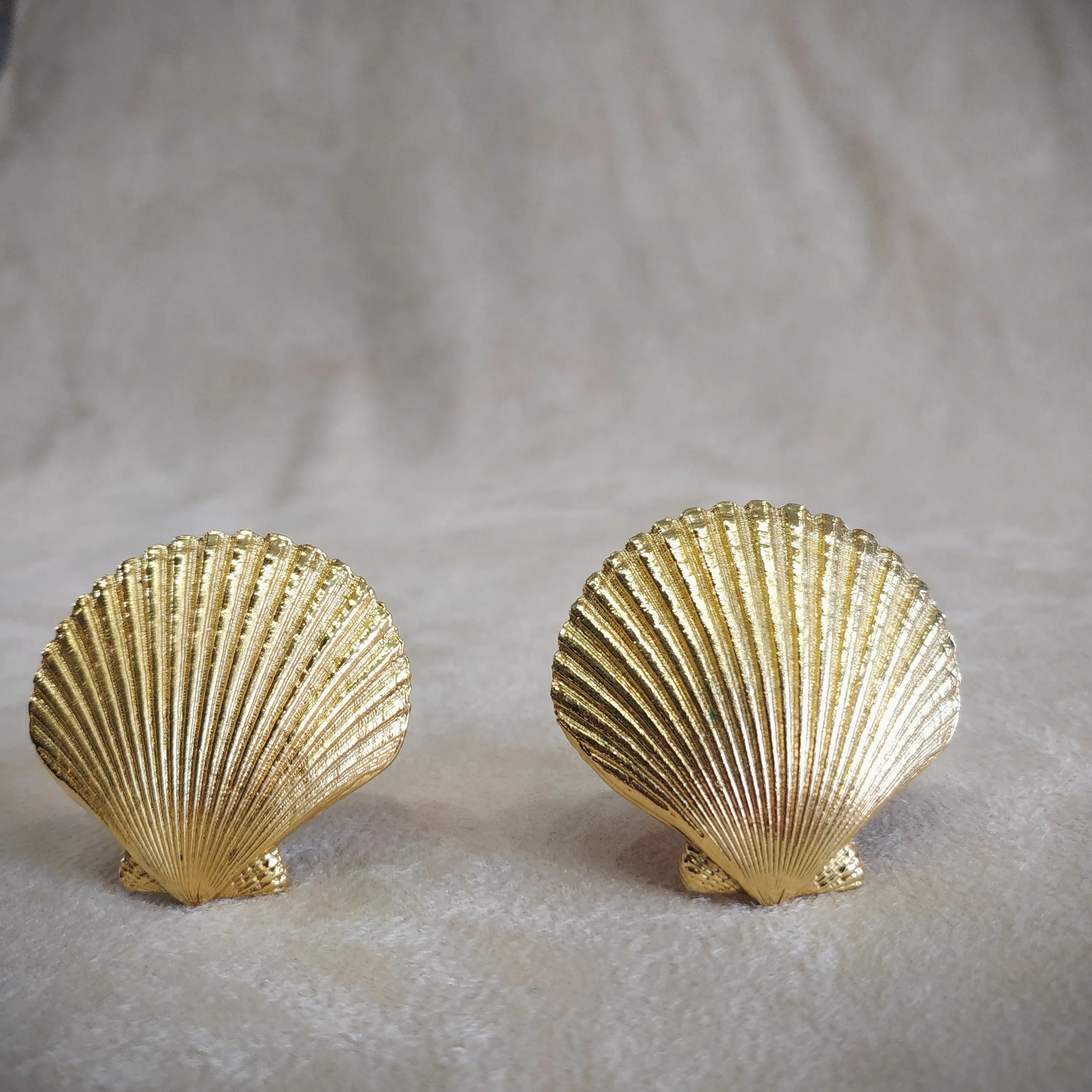 Yves Saint Laurent gold Shell clip on earrings