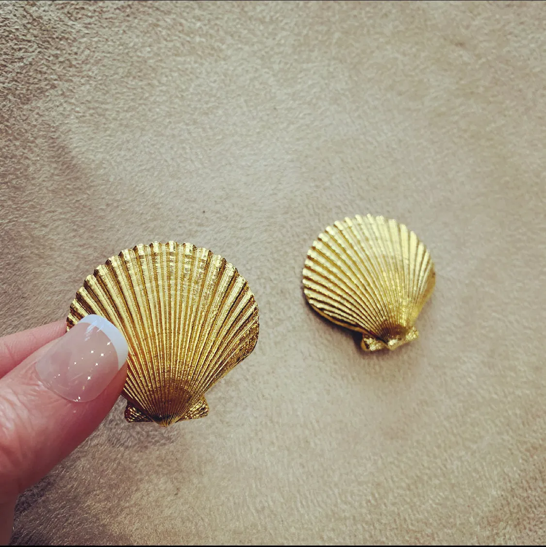 Yves Saint Laurent gold Shell clip on earrings